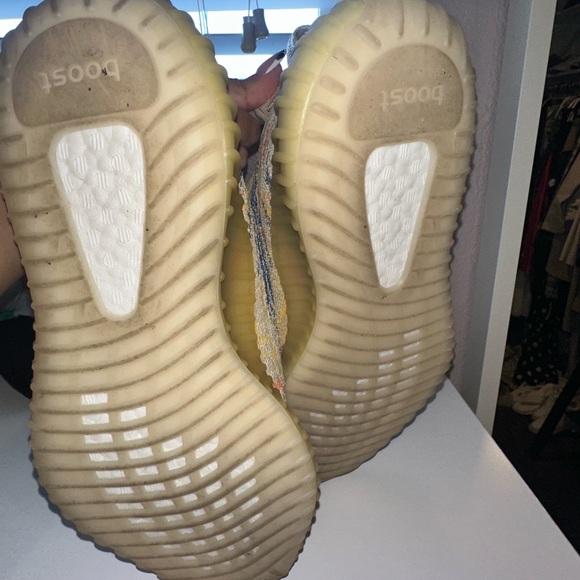 Adidas Yeezy Boost 360- MX Oat - Picture 5 of 6